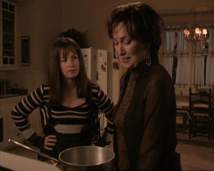 Charmed-Online-dot-317Pre-Witched1455.jpg