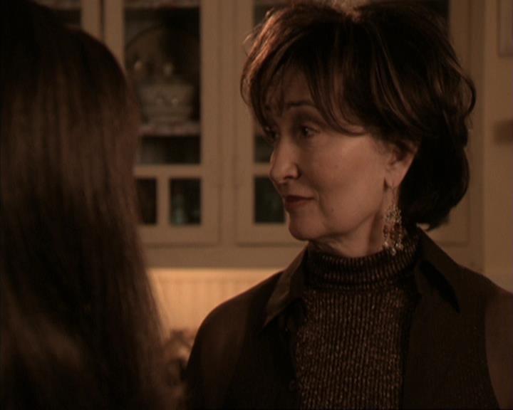 Charmed-Online-dot-317Pre-Witched1473.jpg Charmed-Online-dot-317Pre-Witched1473.jpg