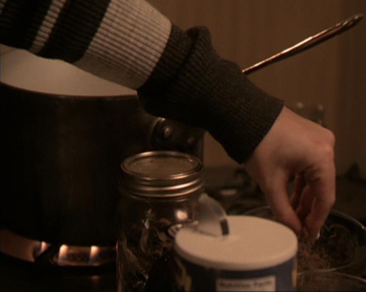 Charmed-Online-dot-317Pre-Witched1483.jpg Charmed-Online-dot-317Pre-Witched1483.jpg