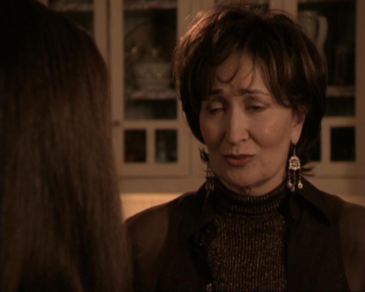 Charmed-Online-dot-317Pre-Witched1529.jpg Charmed-Online-dot-317Pre-Witched1529.jpg