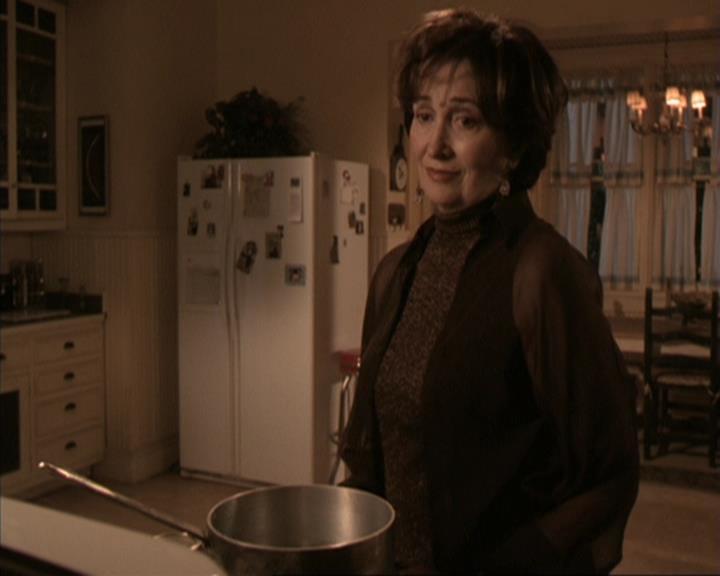 Charmed-Online-dot-317Pre-Witched1543.jpg Charmed-Online-dot-317Pre-Witched1543.jpg