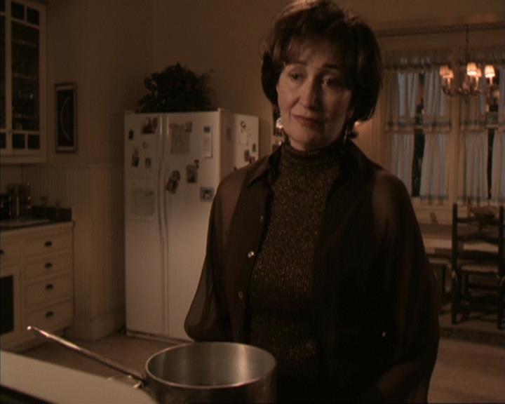 Charmed-Online-dot-317Pre-Witched1544.jpg Charmed-Online-dot-317Pre-Witched1544.jpg