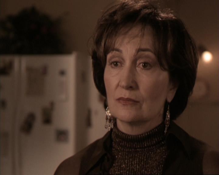 Charmed-Online-dot-317Pre-Witched1571.jpg Charmed-Online-dot-317Pre-Witched1571.jpg