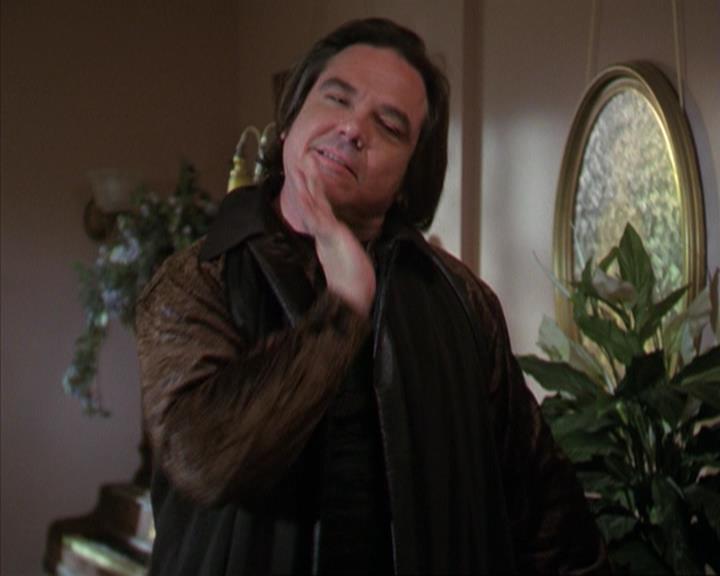 Charmed-Online-dot-317Pre-Witched1603.jpg Charmed-Online-dot-317Pre-Witched1603.jpg