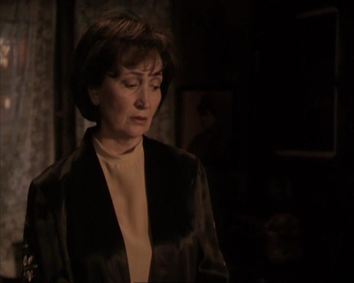 Charmed-Online-dot-317Pre-Witched1651.jpg Charmed-Online-dot-317Pre-Witched1651.jpg