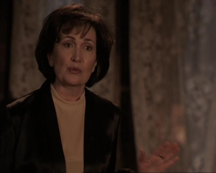 Charmed-Online-dot-317Pre-Witched1663.jpg Charmed-Online-dot-317Pre-Witched1663.jpg