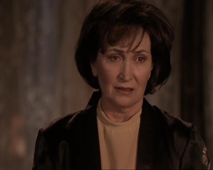 Charmed-Online-dot-317Pre-Witched1700.jpg Charmed-Online-dot-317Pre-Witched1700.jpg