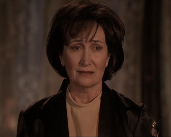 Charmed-Online-dot-317Pre-Witched1702.jpg Charmed-Online-dot-317Pre-Witched1702.jpg