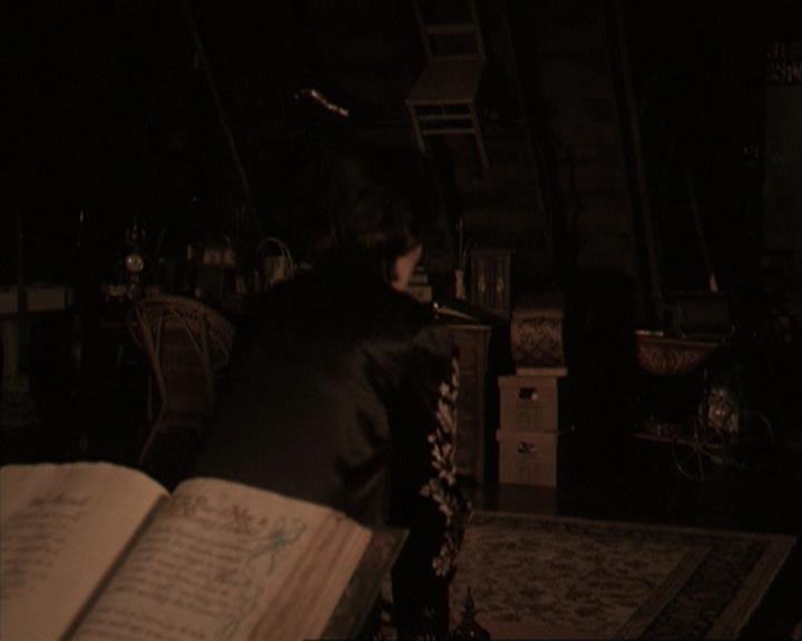 Charmed-Online-dot-317Pre-Witched1706.jpg Charmed-Online-dot-317Pre-Witched1706.jpg