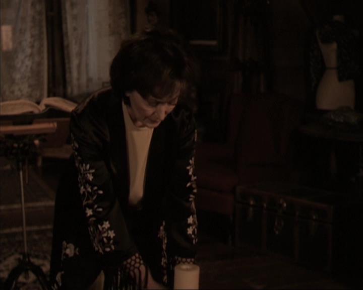 Charmed-Online-dot-317Pre-Witched1707.jpg Charmed-Online-dot-317Pre-Witched1707.jpg