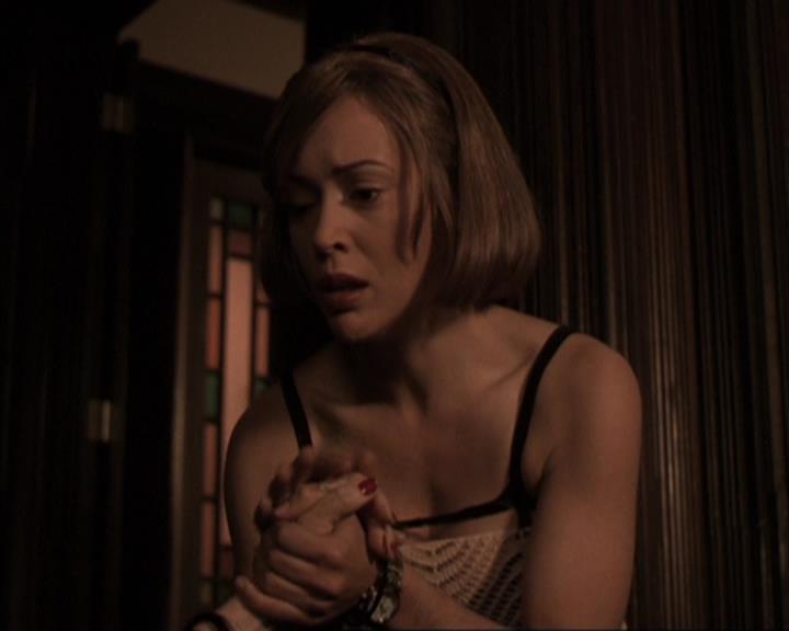 Charmed-Online-dot-317Pre-Witched1774.jpg Charmed-Online-dot-317Pre-Witched1774.jpg