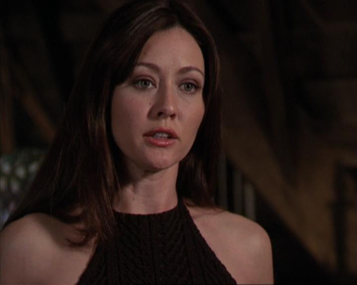 Charmed-Online-dot-317Pre-Witched1839.jpg Charmed-Online-dot-317Pre-Witched1839.jpg