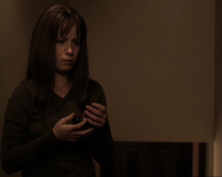 Charmed-Online-dot-317Pre-Witched1848.jpg Charmed-Online-dot-317Pre-Witched1848.jpg