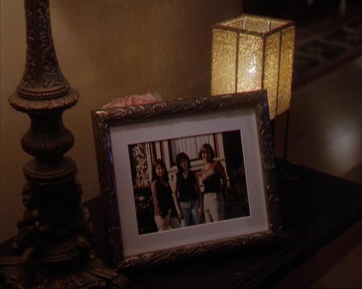 Charmed-Online-dot-317Pre-Witched2229.jpg Charmed-Online-dot-317Pre-Witched2229.jpg