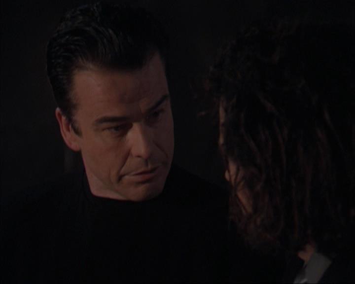 Charmed-Online-dot-320ExitStrategy0137.jpg Charmed-Online-dot-320ExitStrategy0137.jpg