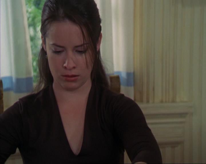 Charmed-Online-dot-320ExitStrategy0197.jpg Charmed-Online-dot-320ExitStrategy0197.jpg