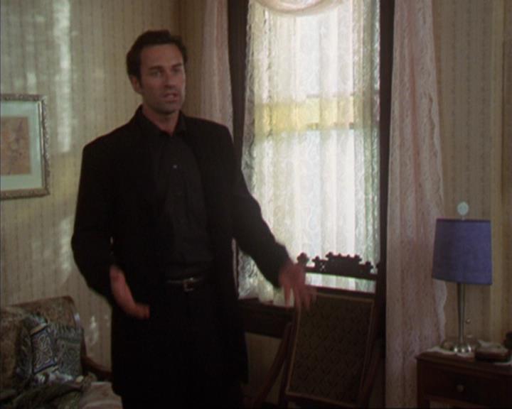 Charmed-Online-dot-320ExitStrategy0510.jpg Charmed-Online-dot-320ExitStrategy0510.jpg