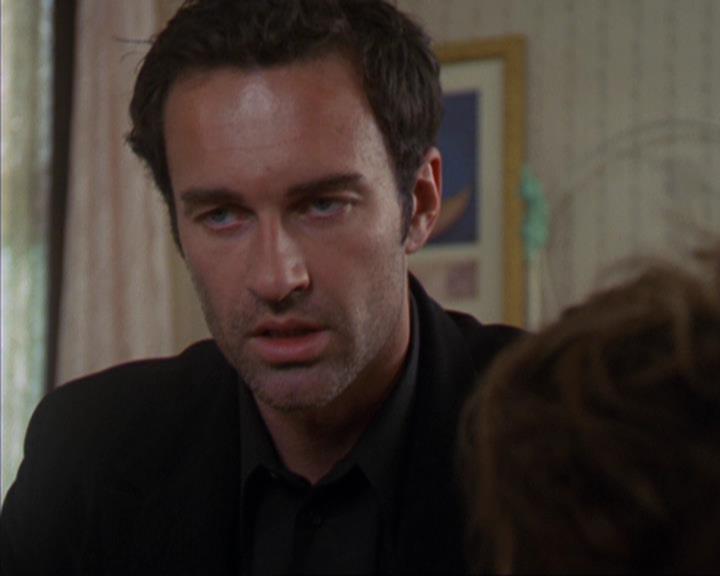 Charmed-Online-dot-320ExitStrategy0548.jpg Charmed-Online-dot-320ExitStrategy0548.jpg