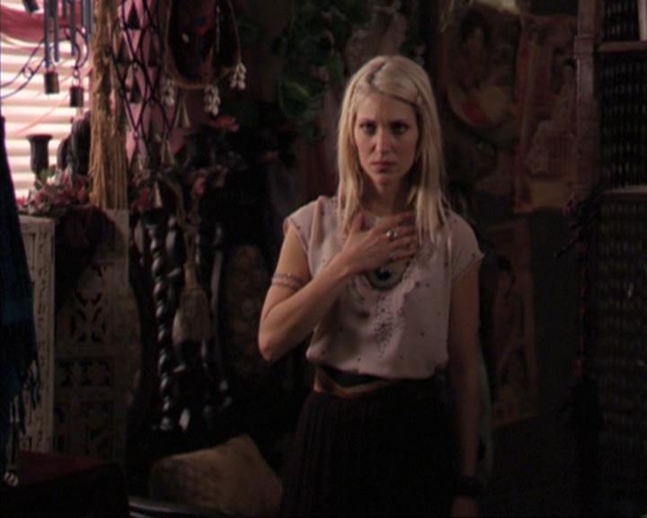 Charmed-Online-dot-320ExitStrategy0621.jpg Charmed-Online-dot-320ExitStrategy0621.jpg