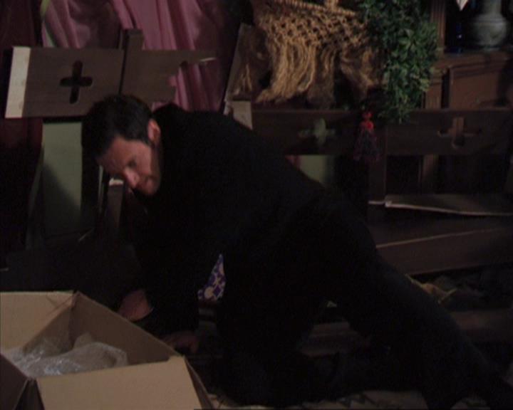 Charmed-Online-dot-320ExitStrategy0637.jpg Charmed-Online-dot-320ExitStrategy0637.jpg