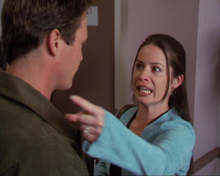 Charmed-Online-dot-320ExitStrategy0750.jpg Charmed-Online-dot-320ExitStrategy0750.jpg