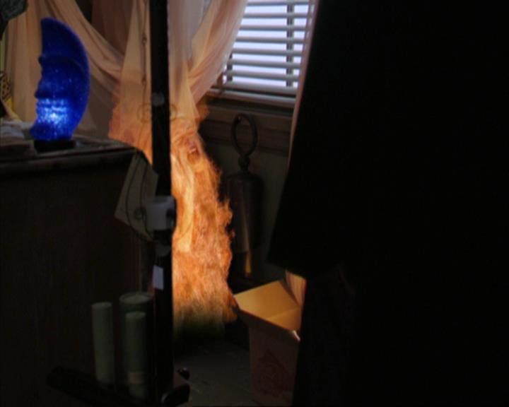 Charmed-Online-dot-320ExitStrategy0790.jpg Charmed-Online-dot-320ExitStrategy0790.jpg