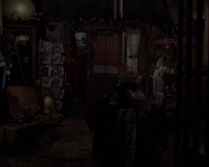 Charmed-Online-dot-320ExitStrategy0797.jpg Charmed-Online-dot-320ExitStrategy0797.jpg