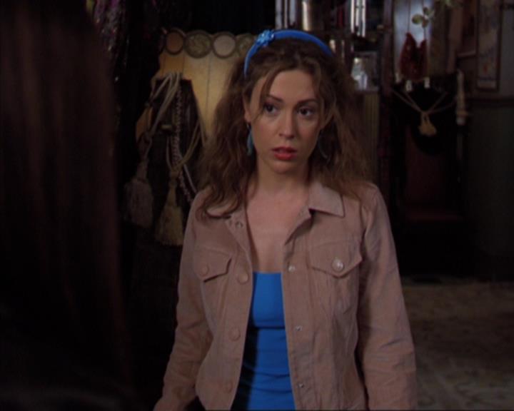 Charmed-Online-dot-320ExitStrategy0855.jpg Charmed-Online-dot-320ExitStrategy0855.jpg