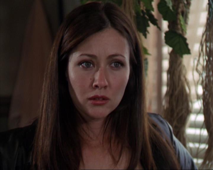 Charmed-Online-dot-320ExitStrategy0862.jpg Charmed-Online-dot-320ExitStrategy0862.jpg