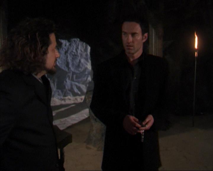 Charmed-Online-dot-320ExitStrategy0943.jpg Charmed-Online-dot-320ExitStrategy0943.jpg