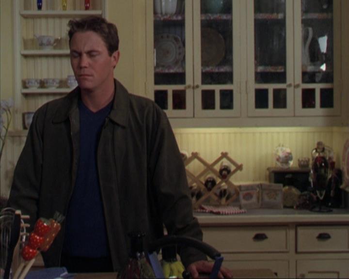 Charmed-Online-dot-320ExitStrategy1063.jpg Charmed-Online-dot-320ExitStrategy1063.jpg