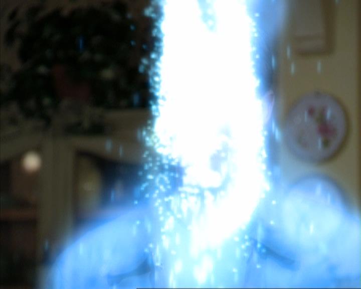 Charmed-Online-dot-320ExitStrategy1109.jpg Charmed-Online-dot-320ExitStrategy1109.jpg