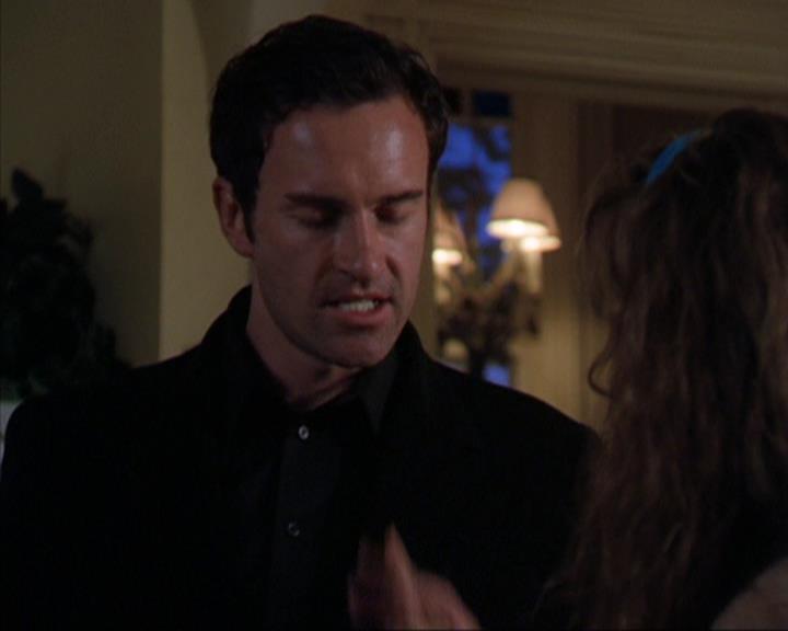 Charmed-Online-dot-320ExitStrategy1129.jpg Charmed-Online-dot-320ExitStrategy1129.jpg