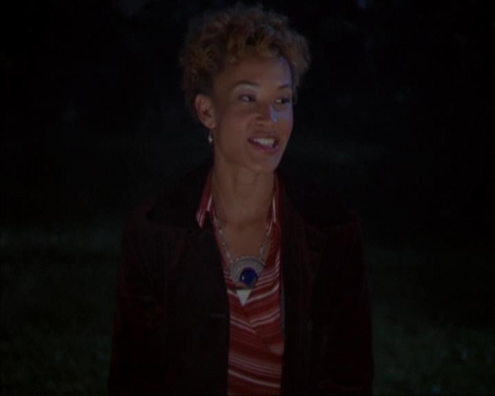 Charmed-Online-dot-320ExitStrategy1217.jpg Charmed-Online-dot-320ExitStrategy1217.jpg