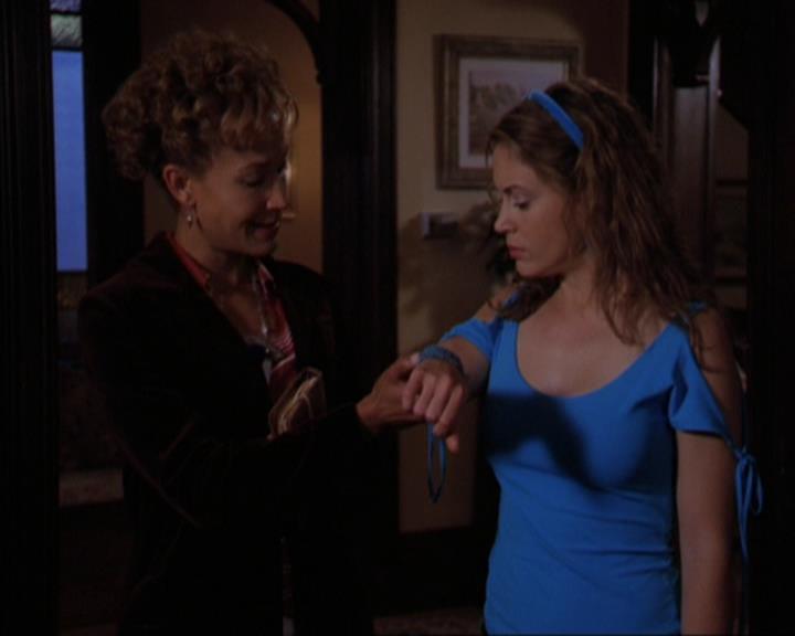 Charmed-Online-dot-320ExitStrategy1367.jpg Charmed-Online-dot-320ExitStrategy1367.jpg