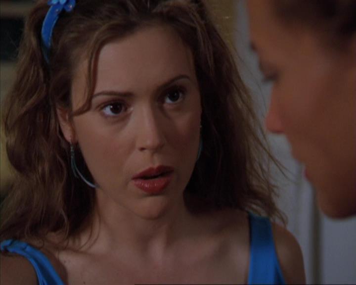 Charmed-Online-dot-320ExitStrategy1438.jpg Charmed-Online-dot-320ExitStrategy1438.jpg