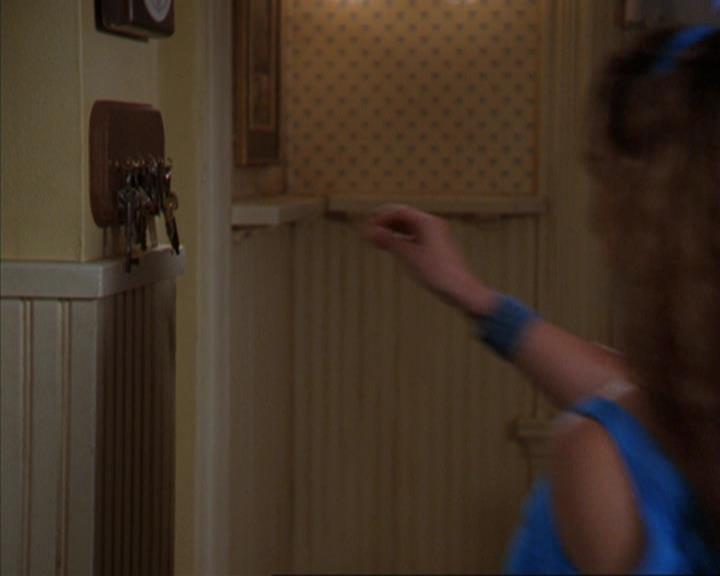 Charmed-Online-dot-320ExitStrategy1469.jpg Charmed-Online-dot-320ExitStrategy1469.jpg