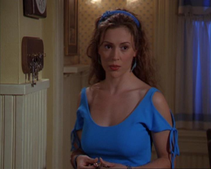 Charmed-Online-dot-320ExitStrategy1487.jpg Charmed-Online-dot-320ExitStrategy1487.jpg