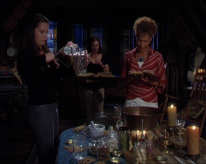 Charmed-Online-dot-320ExitStrategy1645.jpg Charmed-Online-dot-320ExitStrategy1645.jpg