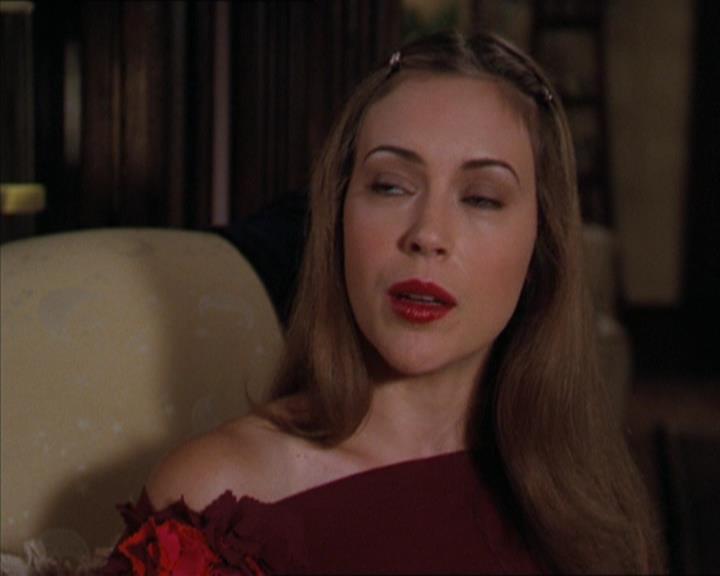 Charmed-Online-dot-320LookWhosBarking0042.jpg Charmed-Online-dot-320LookWhosBarking0042.jpg