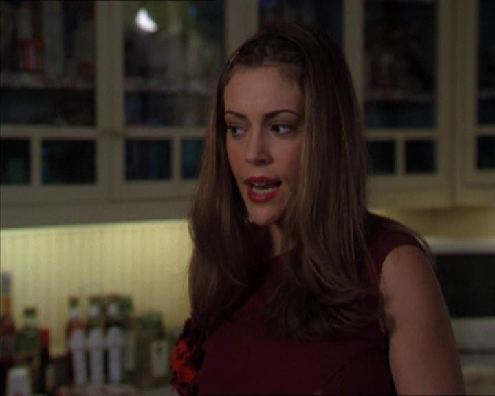 Charmed-Online-dot-320LookWhosBarking0158.jpg Charmed-Online-dot-320LookWhosBarking0158.jpg