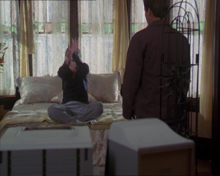 Charmed-Online-dot-320LookWhosBarking0528.jpg Charmed-Online-dot-320LookWhosBarking0528.jpg