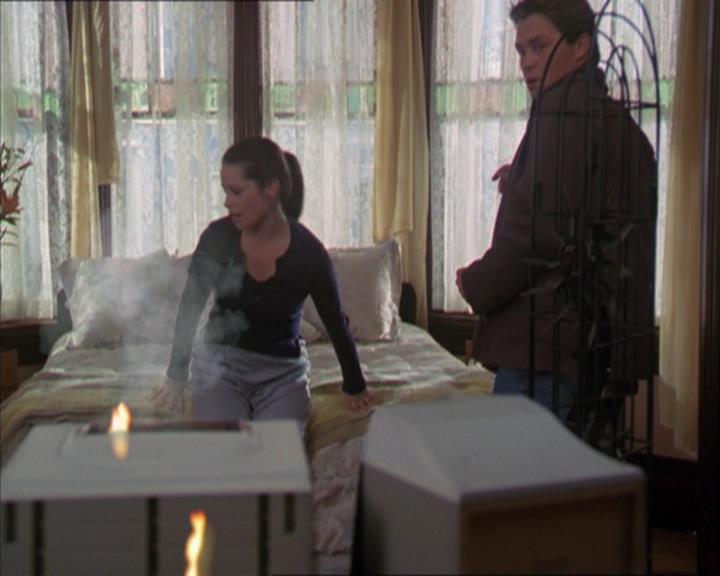 Charmed-Online-dot-320LookWhosBarking0532.jpg Charmed-Online-dot-320LookWhosBarking0532.jpg