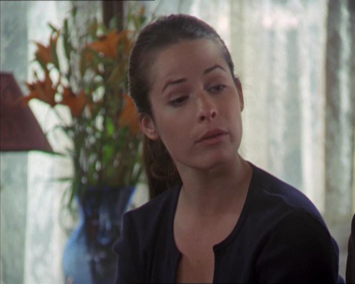 Charmed-Online-dot-320LookWhosBarking0587.jpg Charmed-Online-dot-320LookWhosBarking0587.jpg