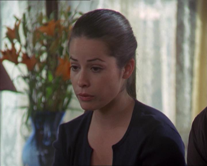 Charmed-Online-dot-320LookWhosBarking0590.jpg Charmed-Online-dot-320LookWhosBarking0590.jpg