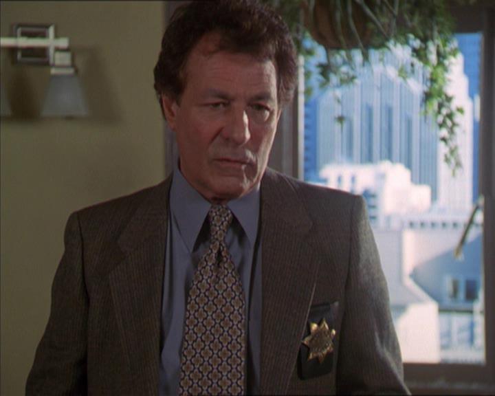 Charmed-Online-dot-320LookWhosBarking0642.jpg Charmed-Online-dot-320LookWhosBarking0642.jpg