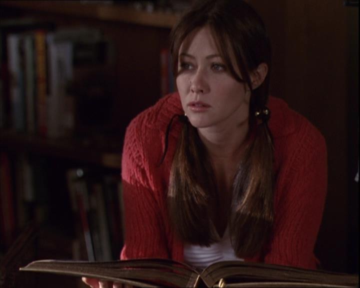 Charmed-Online-dot-320LookWhosBarking0649.jpg Charmed-Online-dot-320LookWhosBarking0649.jpg