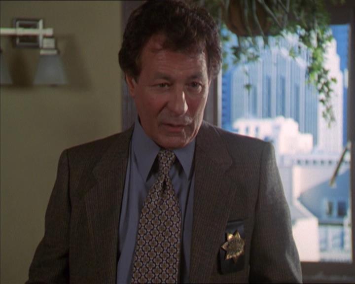 Charmed-Online-dot-320LookWhosBarking0650.jpg Charmed-Online-dot-320LookWhosBarking0650.jpg