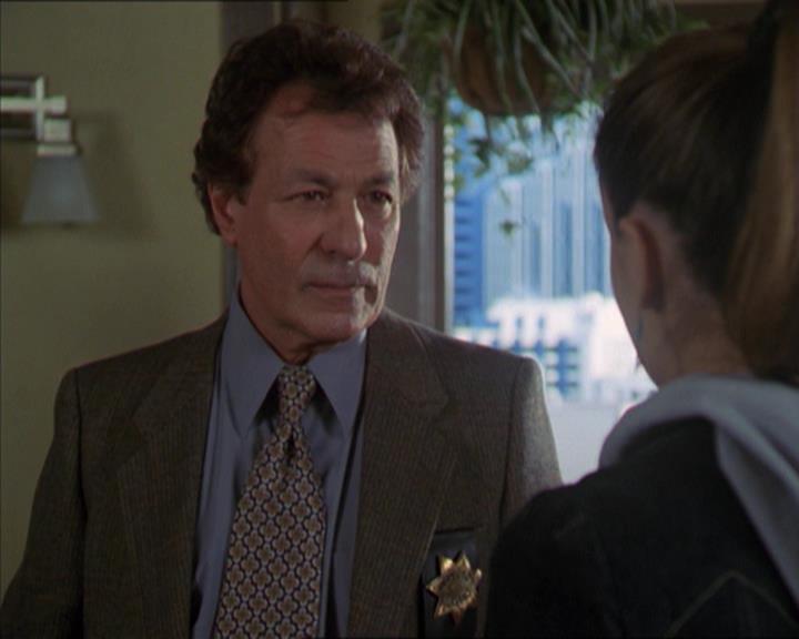 Charmed-Online-dot-320LookWhosBarking0678.jpg Charmed-Online-dot-320LookWhosBarking0678.jpg