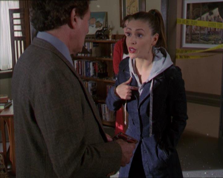 Charmed-Online-dot-320LookWhosBarking0679.jpg Charmed-Online-dot-320LookWhosBarking0679.jpg